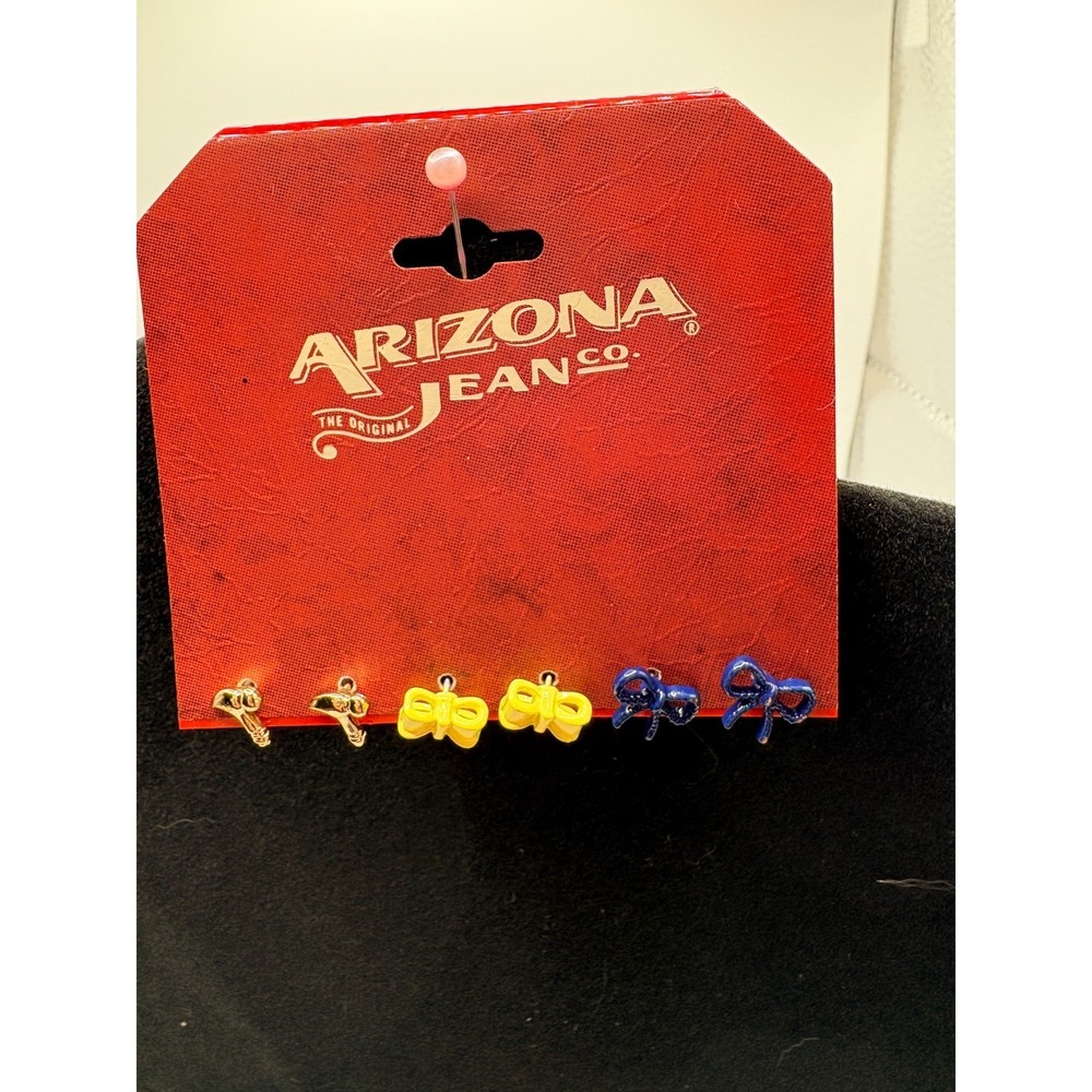 Arizona Jean Co 3 Pair Earring Studs Hammer Yellow Blue Bows‎ Multicolor Set